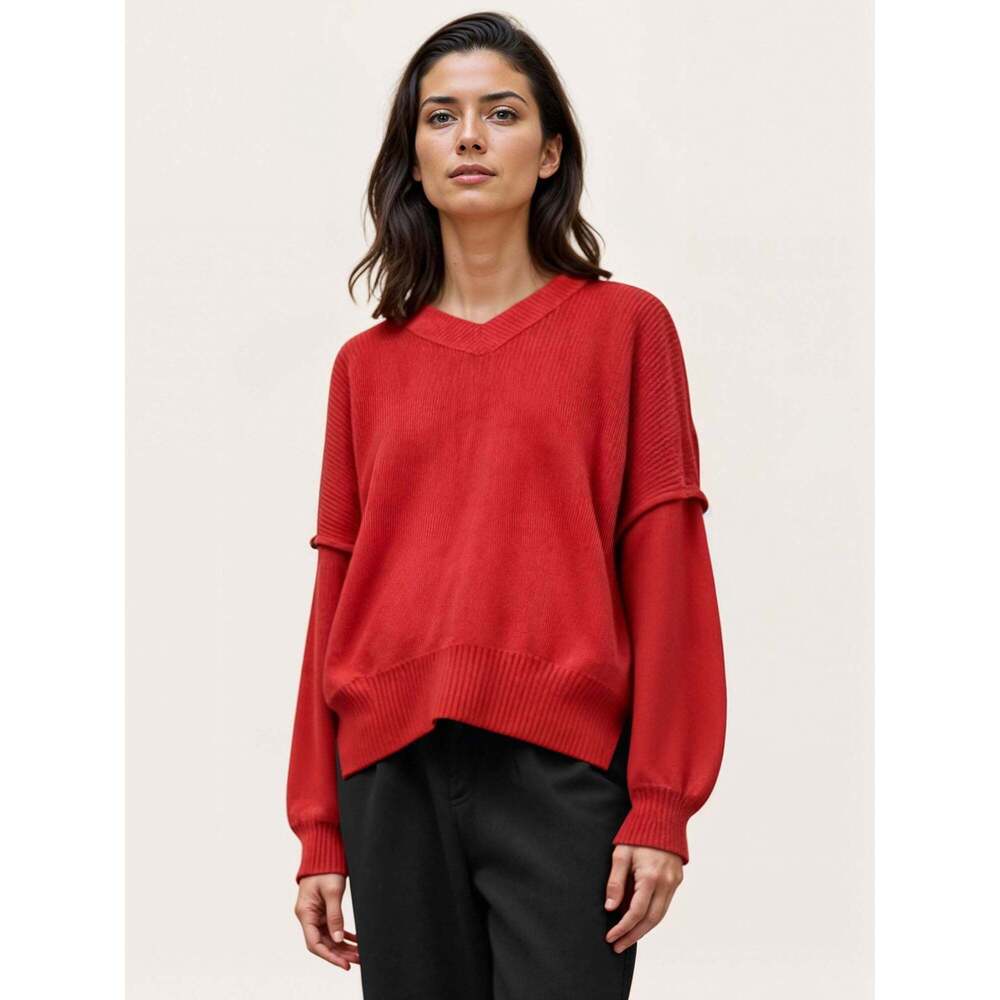 New York & Company V Neck Oversized Sweater Size SMALLSMALL / RED - RED / 10000
